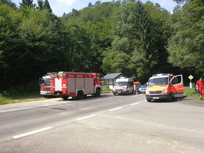Die DLRG Eitorf an der Einsatzstelle.
Foto: Feuerwehr Windeck- Dattenfeld